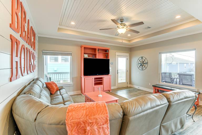 'The Beach House' Bolivar Peninsula Family Getaway — photo 5