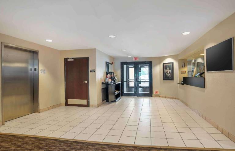 Extended Stay America Select Suites - New Orleans - Airport — photo 3