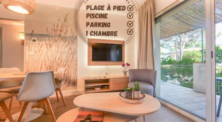 Holiday apartment with pool & terrace in Cogolin