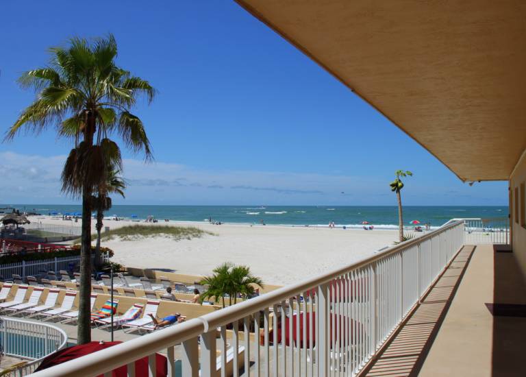 Condo  Redington Beach