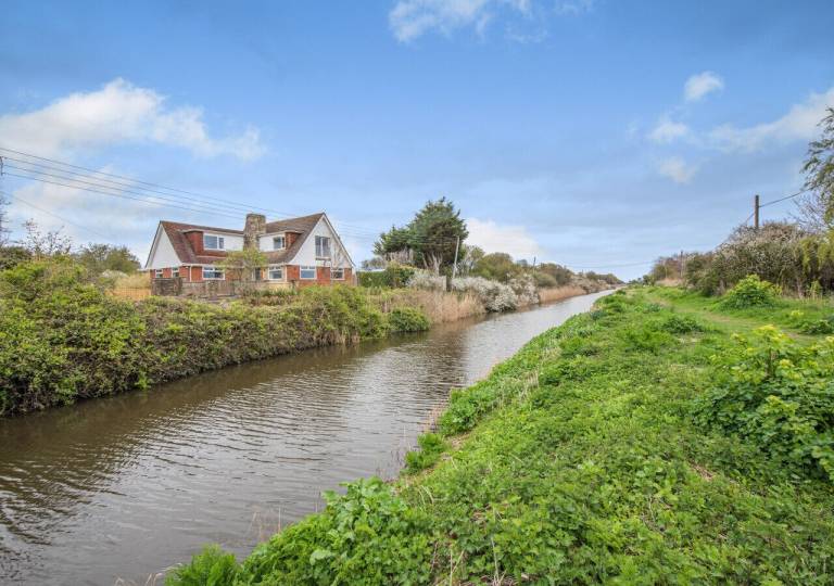 House  Winchelsea Beach