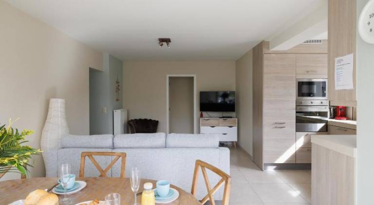 Holiday apartment with terrace, yard & barbeque | Beach nearby | Pets allowed — photo 5