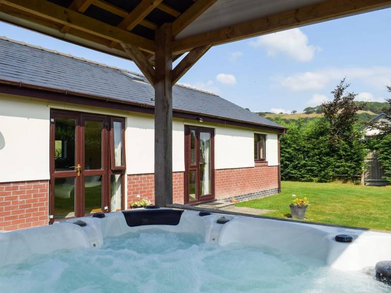 Cottage Llangunllo