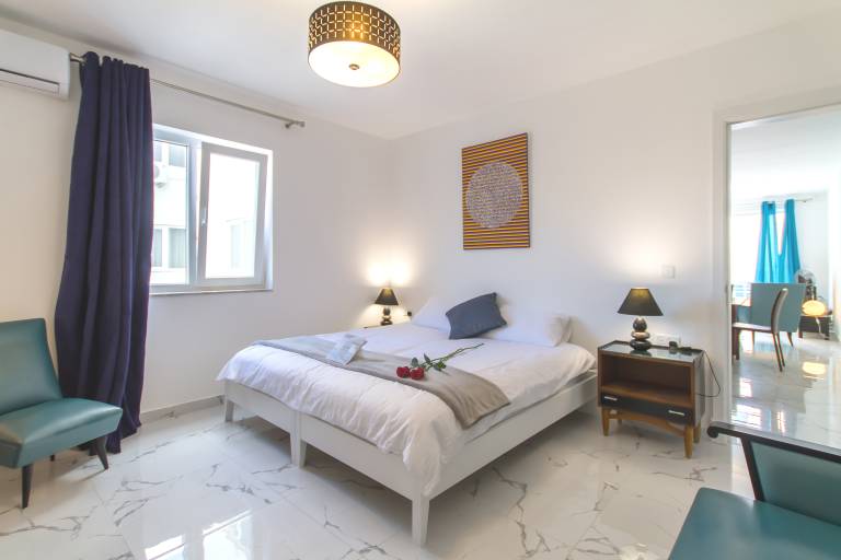 Holiday apartment with terrace — photo 4