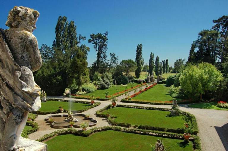 Villa  Noale