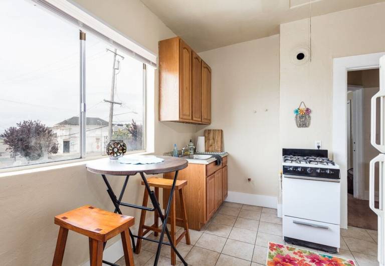 Apartment Oakland
