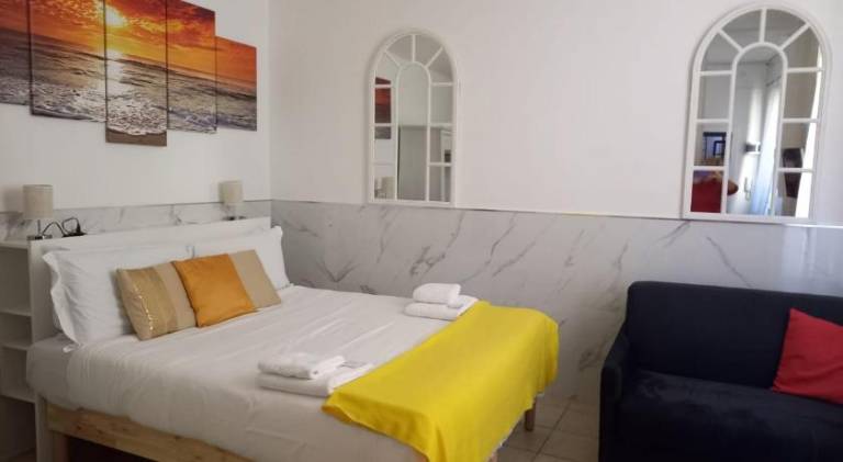 Holiday apartment | Next to Two Towers — photo 2