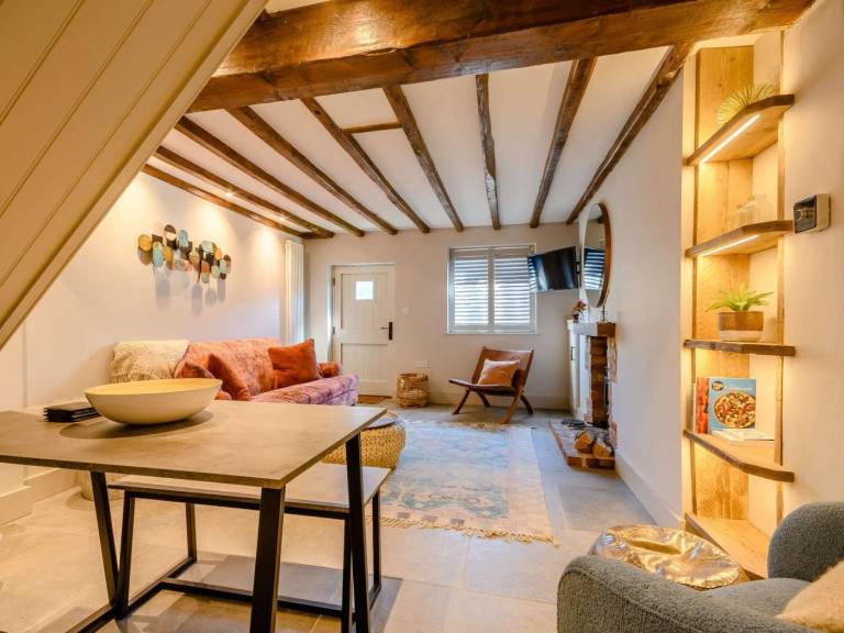 Fully equipped lovely cottage with BBQ & garden | Pet-friendly — photo 4