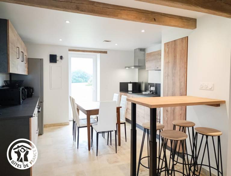 Gite with terrace, garden & barbeque — photo 4