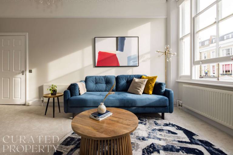 Chic & Light filled Earls Court Flat near Tube