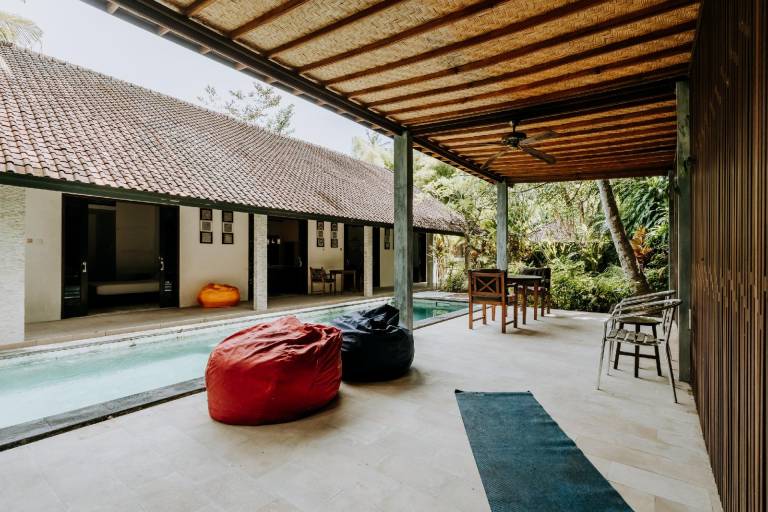 Villa  Sengkidu