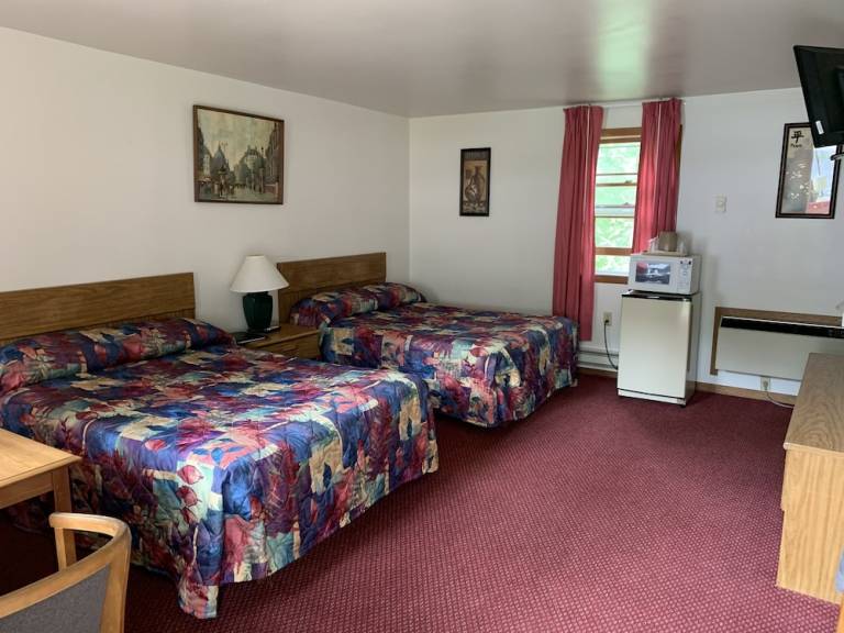 Motel Lake Delton