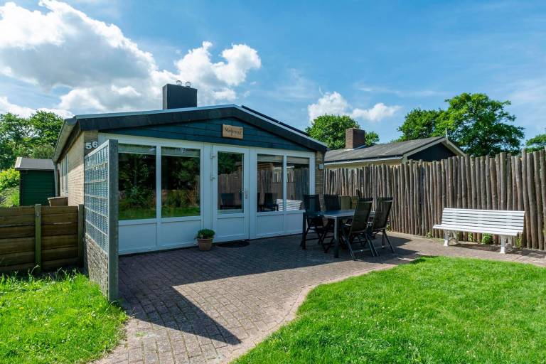 Children-friendly wonderful vacation home with terrace & yard | Dogs allowed in Callantsoog
