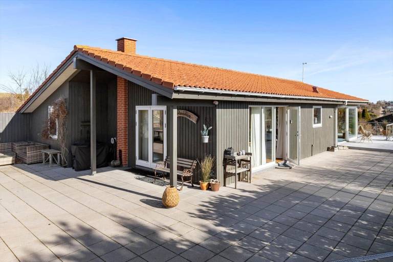 Fully equipped house with terrace, garden & barbeque | Sea view | Dogs allowed in Ebeltoft