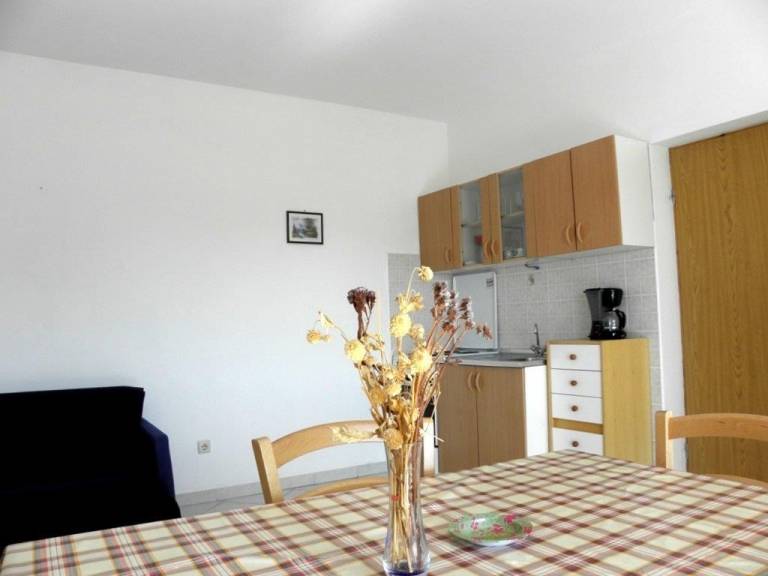 Apartment with yard, terrace & fast internet | Sea view — photo 4