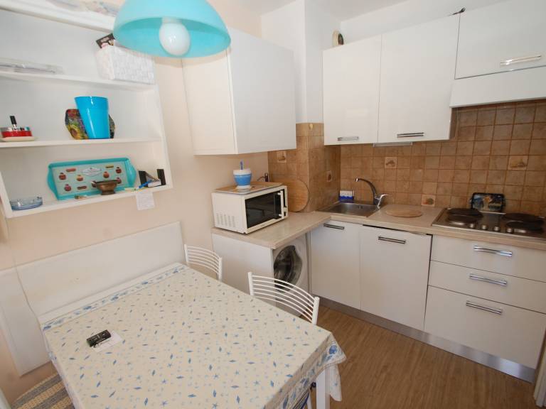 Holiday apartment with 1 room for 4 persons — photo 4