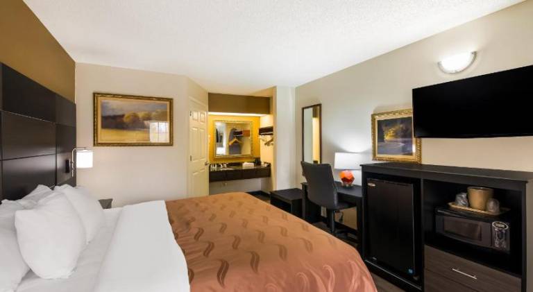 Quality Inn Johnson City I-26 exit 17 — photo 2