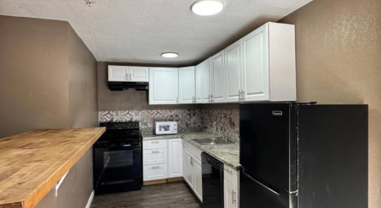 Live In Lodge Lithia Springs — photo 4