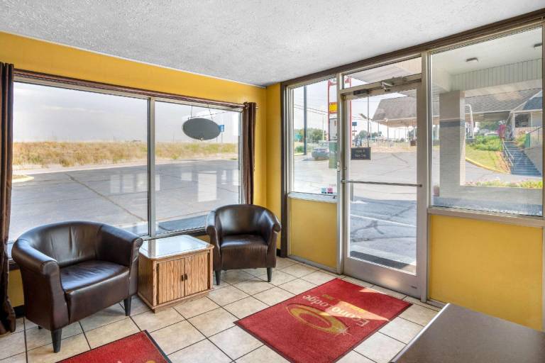 Econo Lodge near Missouri University of Science and Technology — photo 2