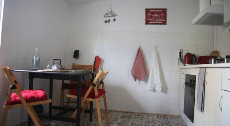 Holiday apartment with pool — photo 3