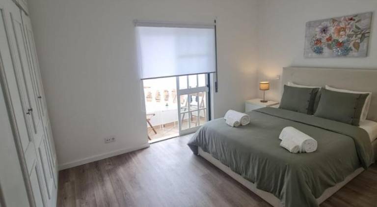 Fully equipped wonderful villa with patio & grill | Pets allowed in Portimão