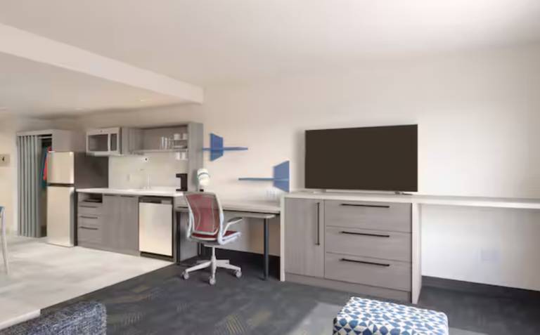 Home2 Suites by Hilton Michigan City — photo 2