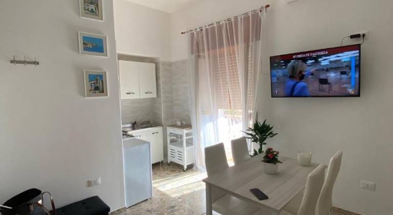 Apartment with 1 room for 4 persons — photo 4