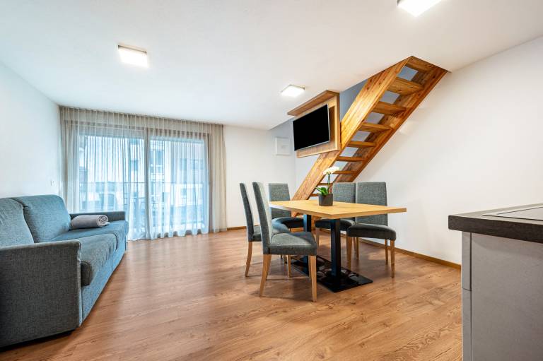 Rental apartment with fast internet & yard | Mountain view in Rasun Anterselva