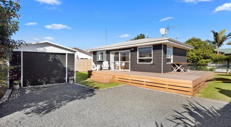Vacation home with 3 rooms for 4 persons in Tauranga