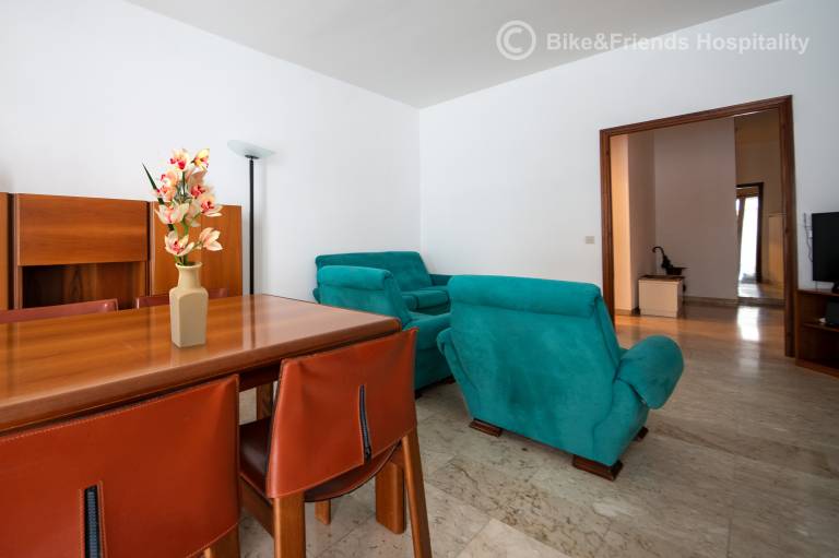 Apartment with patio | Good for workation — photo 3