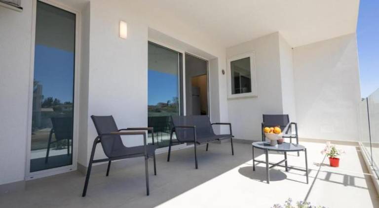Residence Dara 409, 410 - Free Parking, Terrace, Wi-Fi, Air conditioning in Marsala