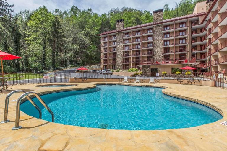 Quality Inn & Suites Gatlinburg North — photo 5