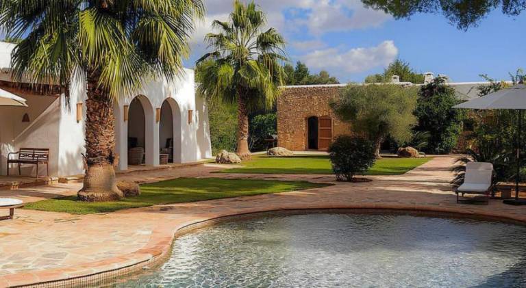 Pleasant farm with terrace, pool & yard | Pets are welcome — photo 3