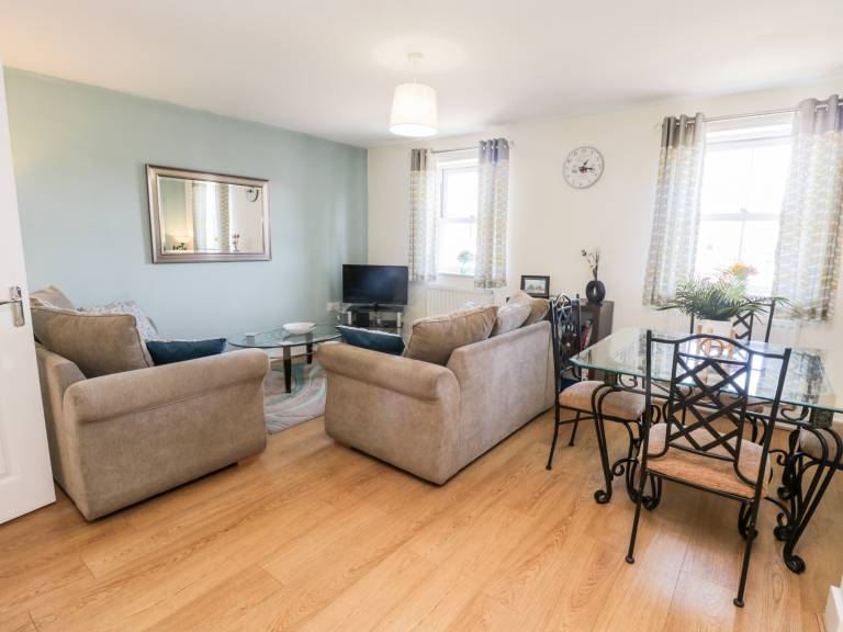 Child-friendly lovely cottage with garden | Beach view | Dogs allowed — photo 3