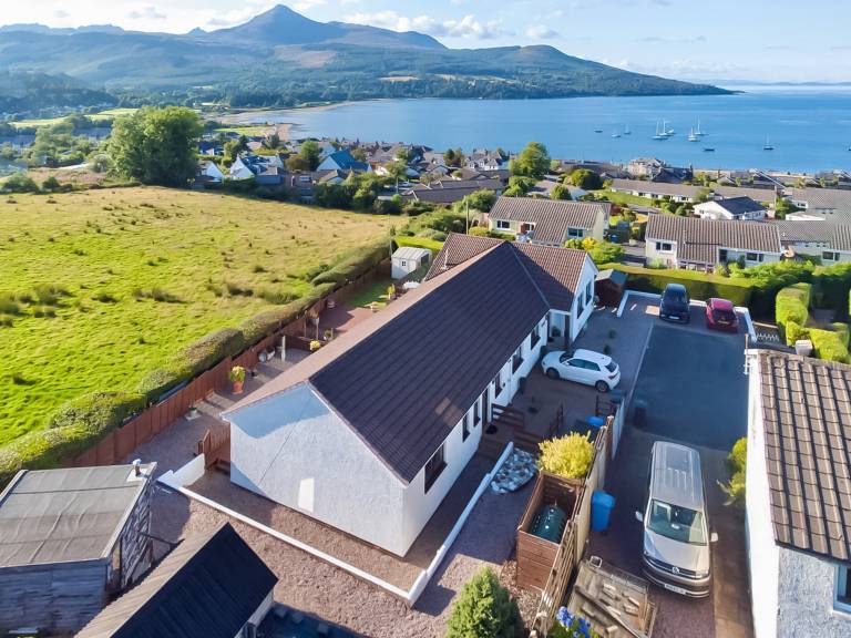 Cottage Brodick