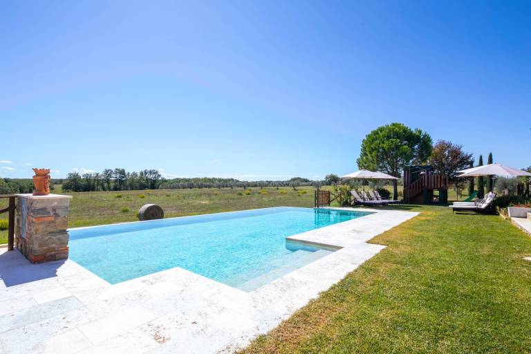 Children-friendly lovely vacation home with terrace, barbecue & private pool | Pets are welcome — photo 5