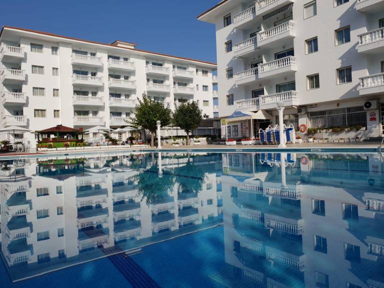 Appartement met hotelvoorzieningen Blanes