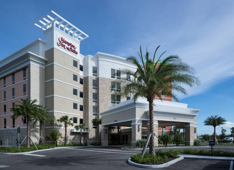 Hampton Inn & Suites Cape Canaveral Cruise Port in Cape Canaveral, FL
