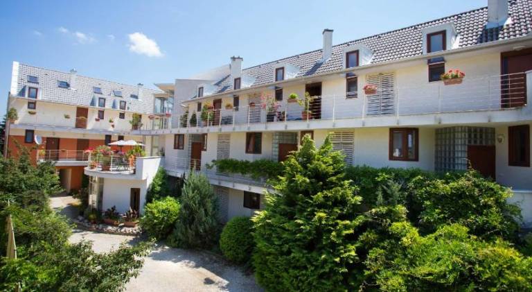 Feng Shui Wellness Apartmanhaz Heviz in Hévíz