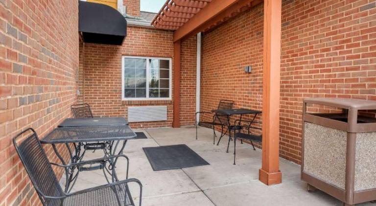 Birch Hill Suites - South Bend — photo 4