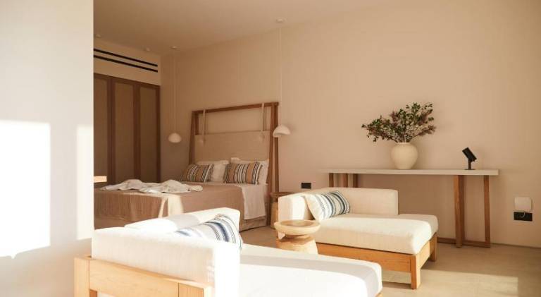 Villa with barbeque, private pool & patio | Good for workation | Pets allowed — photo 2