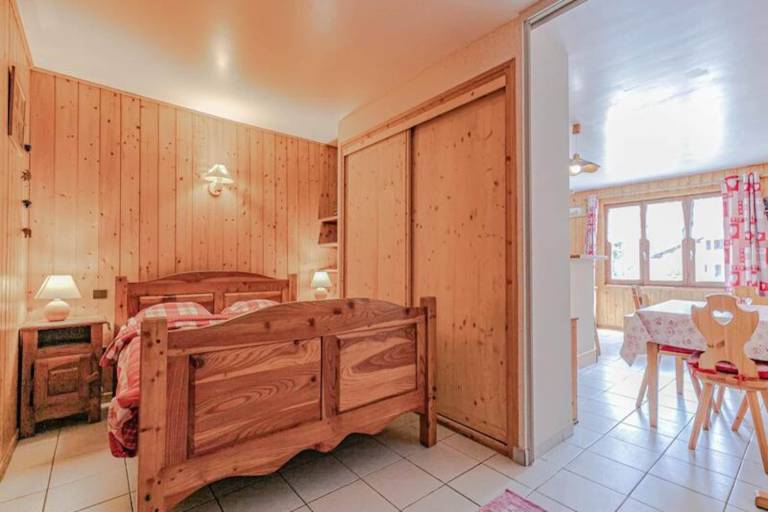 Charming rental apartment with terrace | Next to the ski | Pet-friendly — photo 3