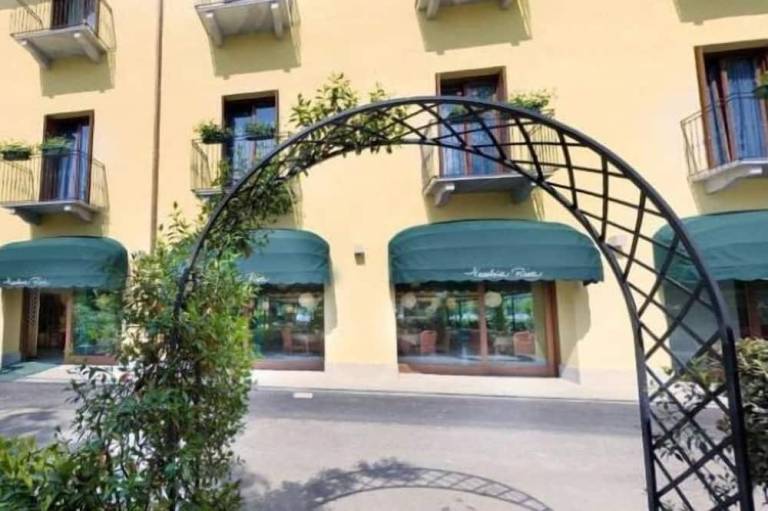 Hotel Ristorante Vecchia Riva