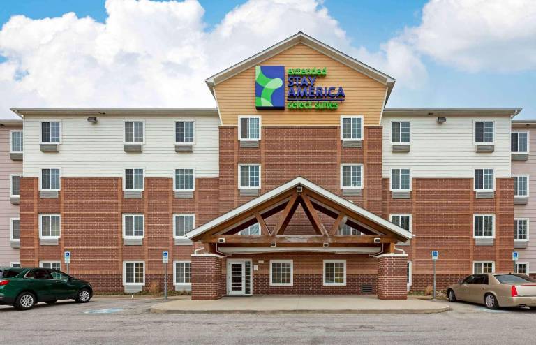 Extended Stay America Select Suites - Cleveland - Airport — photo 5