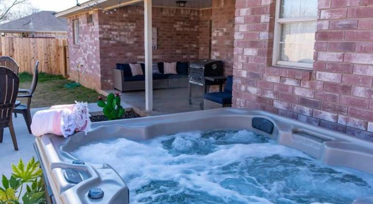 House | Good for workation in Fredericksburg, TX
