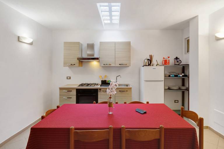 Apartment 'Casa Chicken2 -Mare, Monti E Bikers' with Mountain View, Shared Pool and Wi-Fi — photo 3
