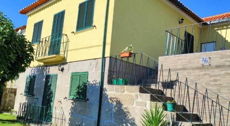 House with terrace, pool & barbeque — photo 4