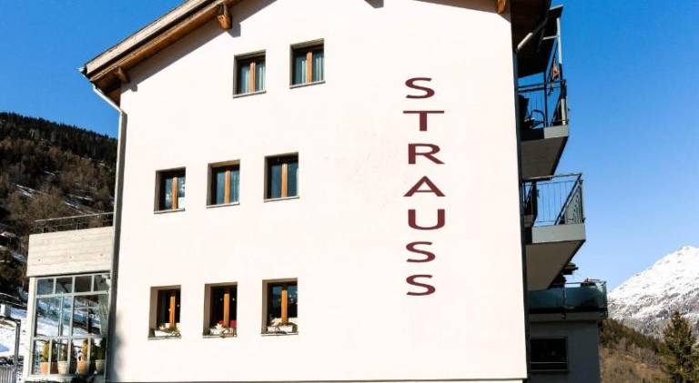 Kulinarik & Geniesser Hotel STRAUSS in Fiesch