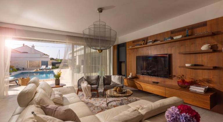 Nice villa with pool | Pets are welcome — photo 2