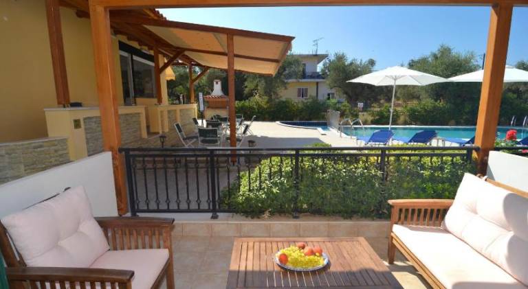 Nice serviced apartment with pool, patio & grill | Pets are welcome — photo 5